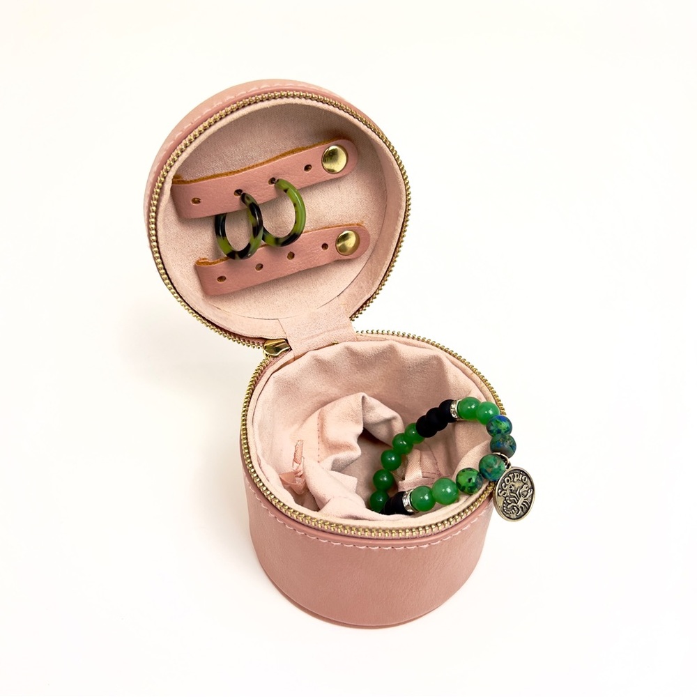 A New Day - Circular Zipper Jewelry Organizer in Blush Pink